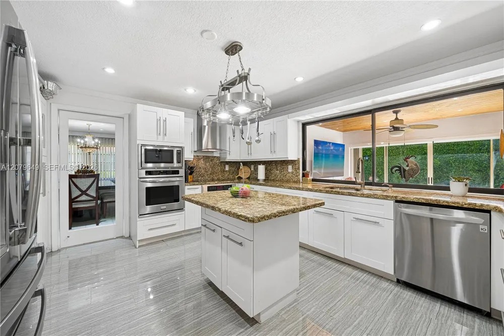 590 NW 132nd Ave Miami, FL 33182