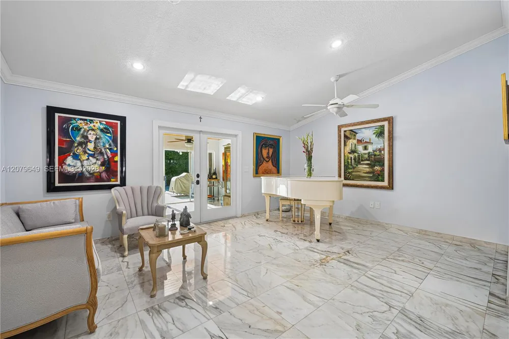 590 NW 132nd Ave Miami, FL 33182