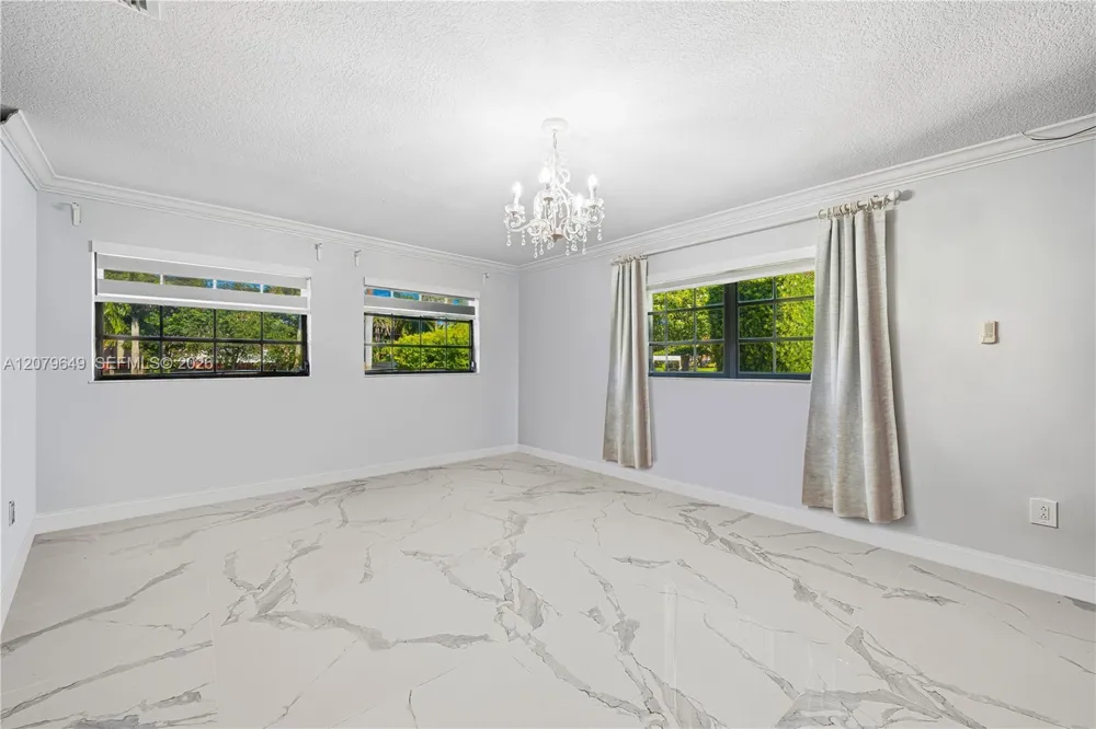590 NW 132nd Ave Miami, FL 33182