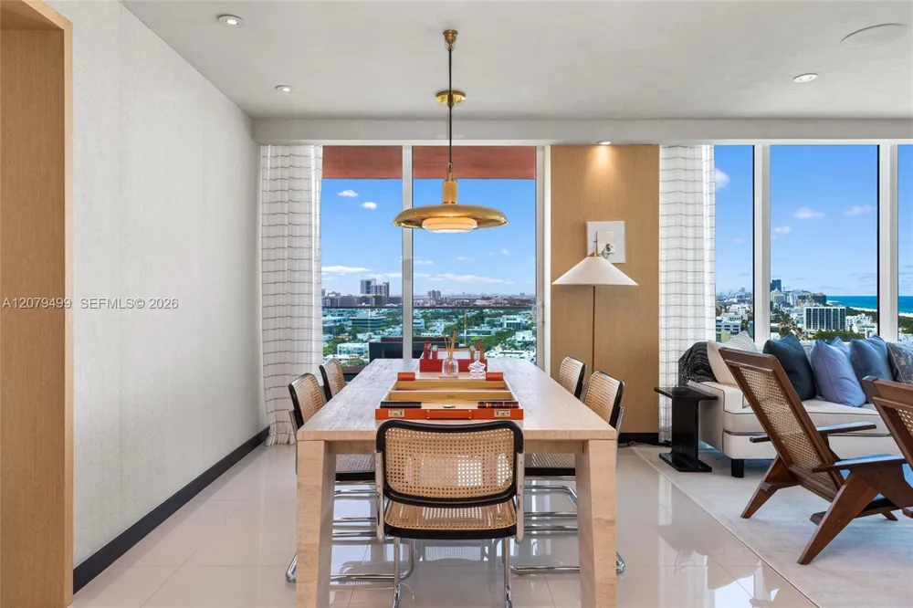 300 S Pointe Dr #2005 Miami Beach, FL 33139