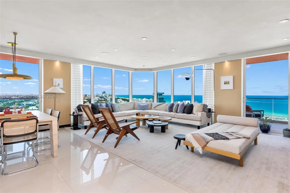 300 S Pointe Dr #2005 Miami Beach, FL 33139