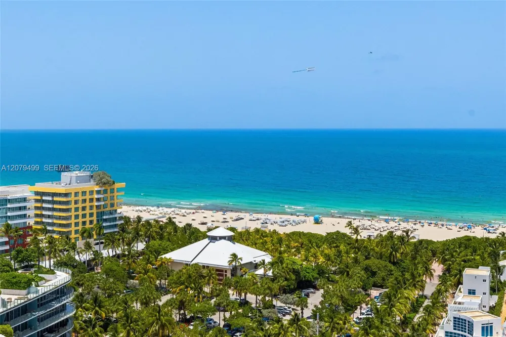 300 S Pointe Dr #2005 Miami Beach, FL 33139
