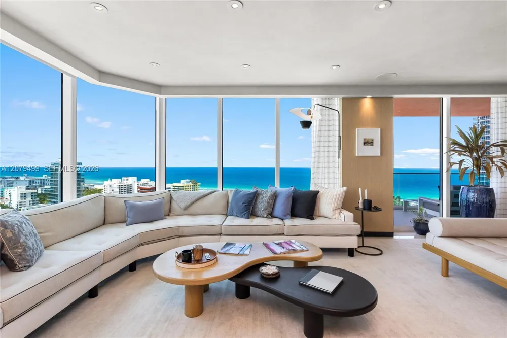 300 S Pointe Dr #2005 Miami Beach, FL 33139