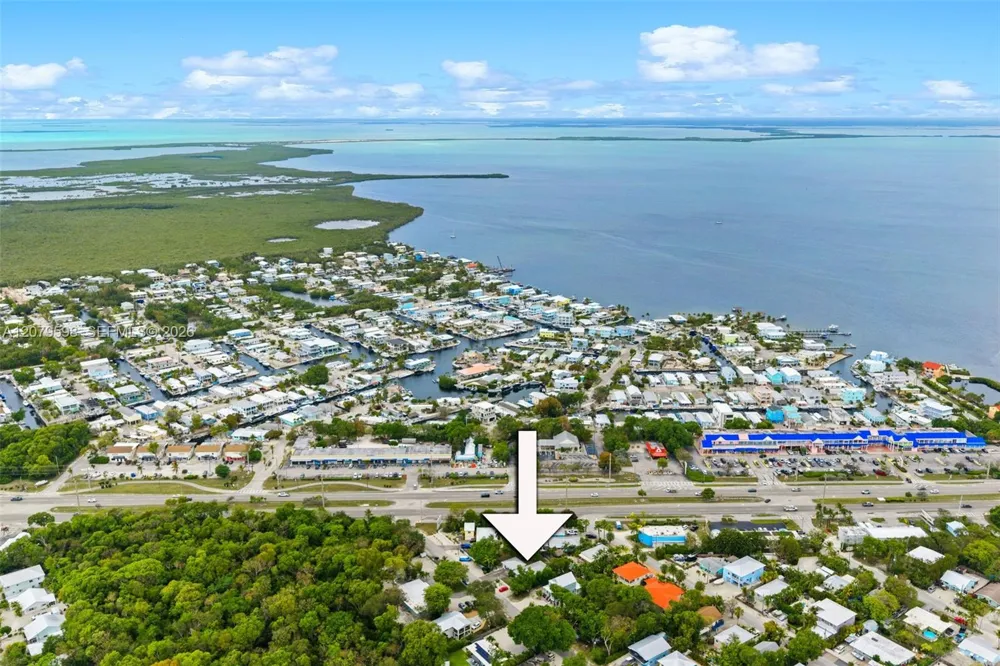 4 Transylvania Ave #B Key Largo, FL 33037