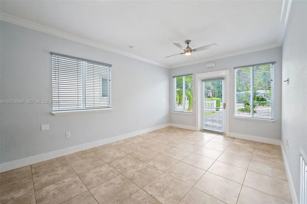 4 Transylvania Ave #B Key Largo, FL 33037