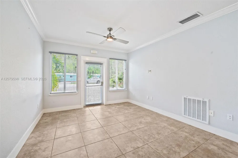 4 Transylvania Ave #B Key Largo, FL 33037