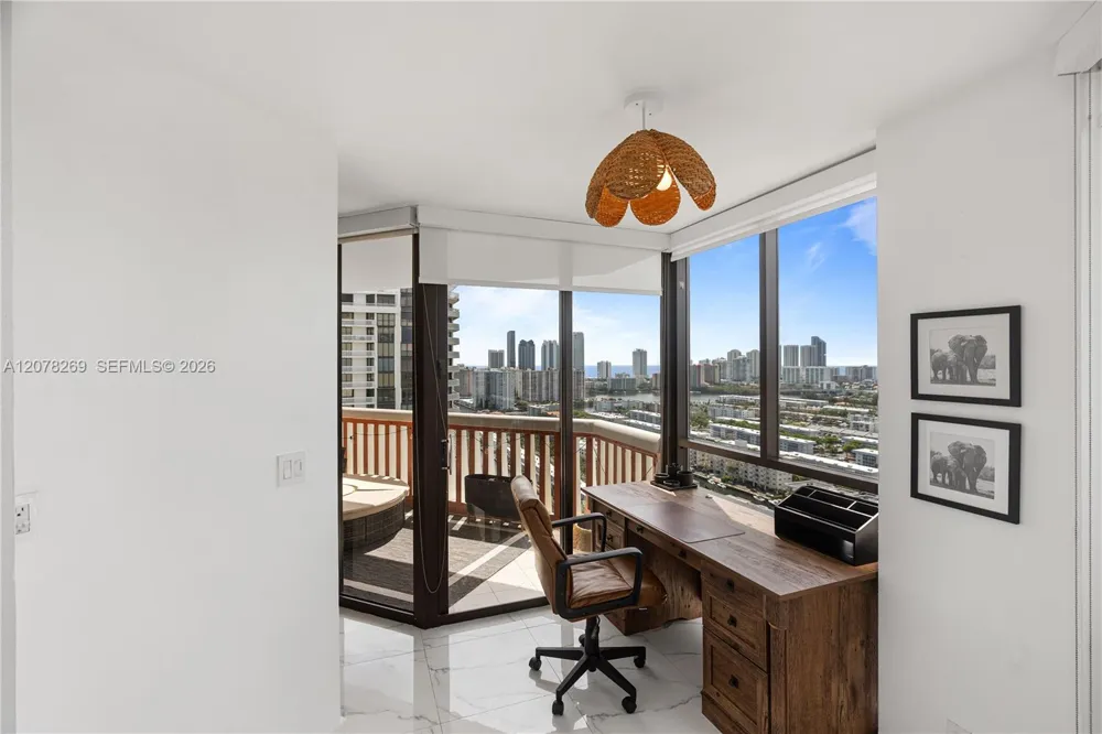 1000 W Island Blvd #2803 Aventura, FL 33160