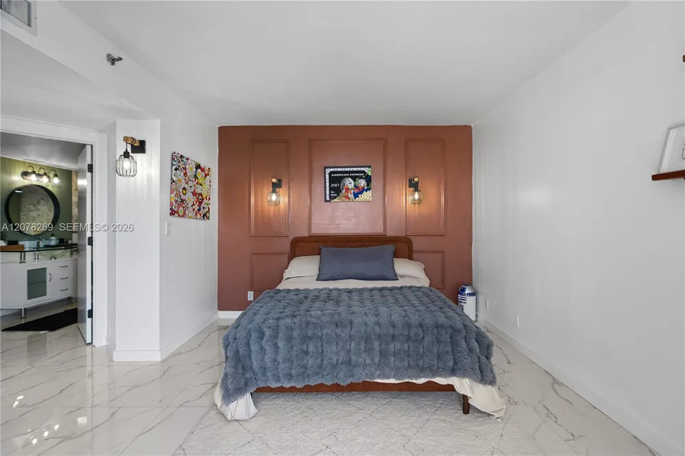 1000 W Island Blvd #2803 Aventura, FL 33160