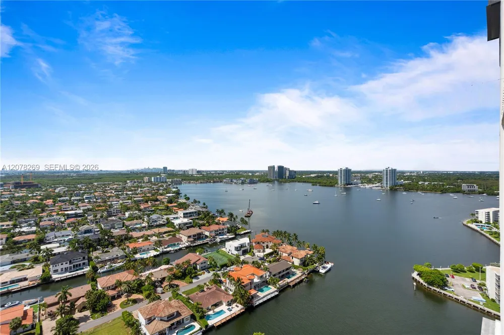 1000 W Island Blvd #2803 Aventura, FL 33160