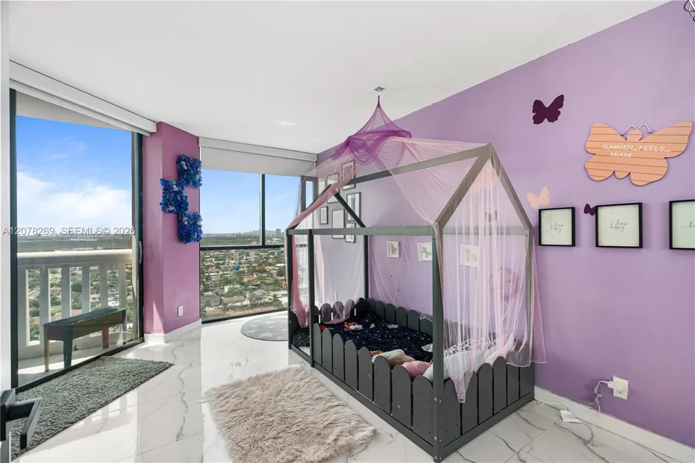 1000 W Island Blvd #2803 Aventura, FL 33160