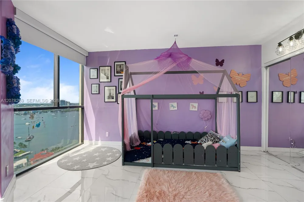 1000 W Island Blvd #2803 Aventura, FL 33160