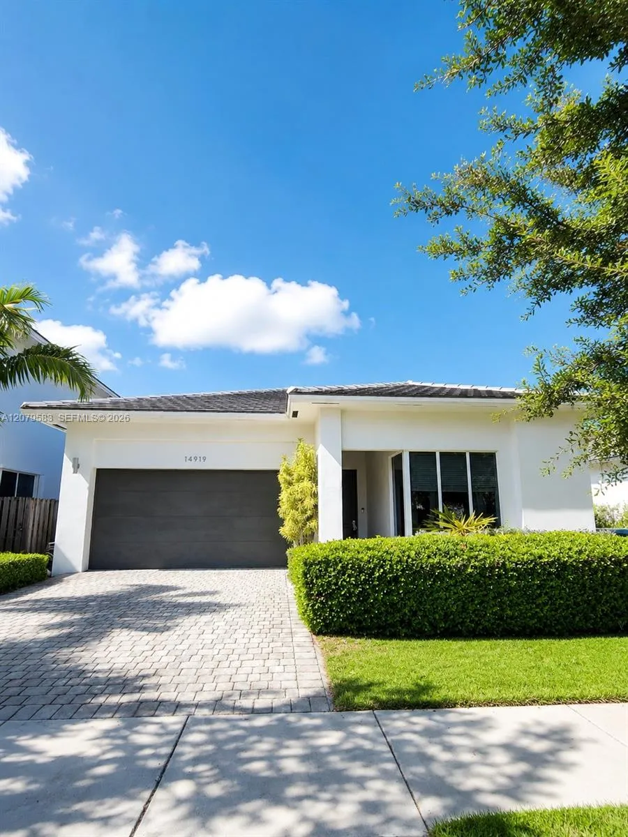 14919 SW 177th Ter #14919 Miami, FL 33187