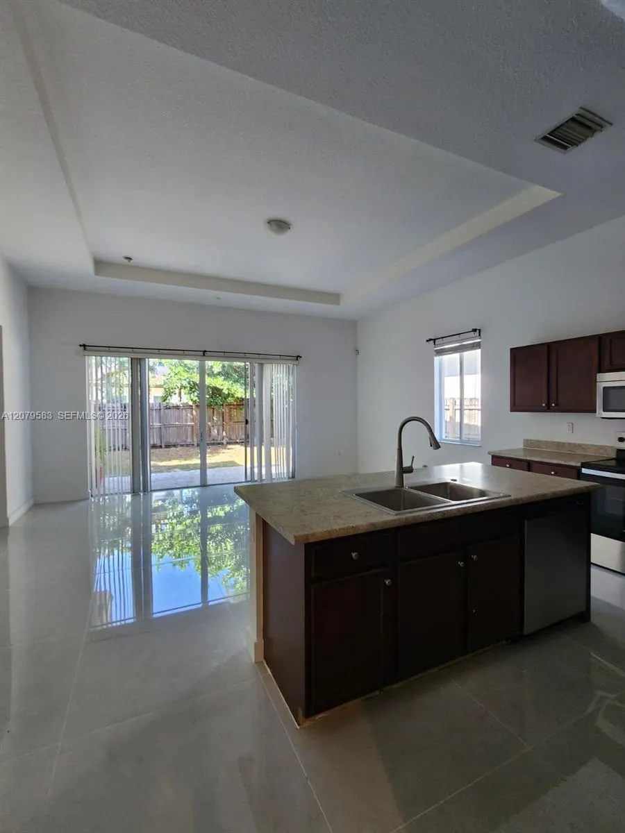 14919 SW 177th Ter #14919 Miami, FL 33187