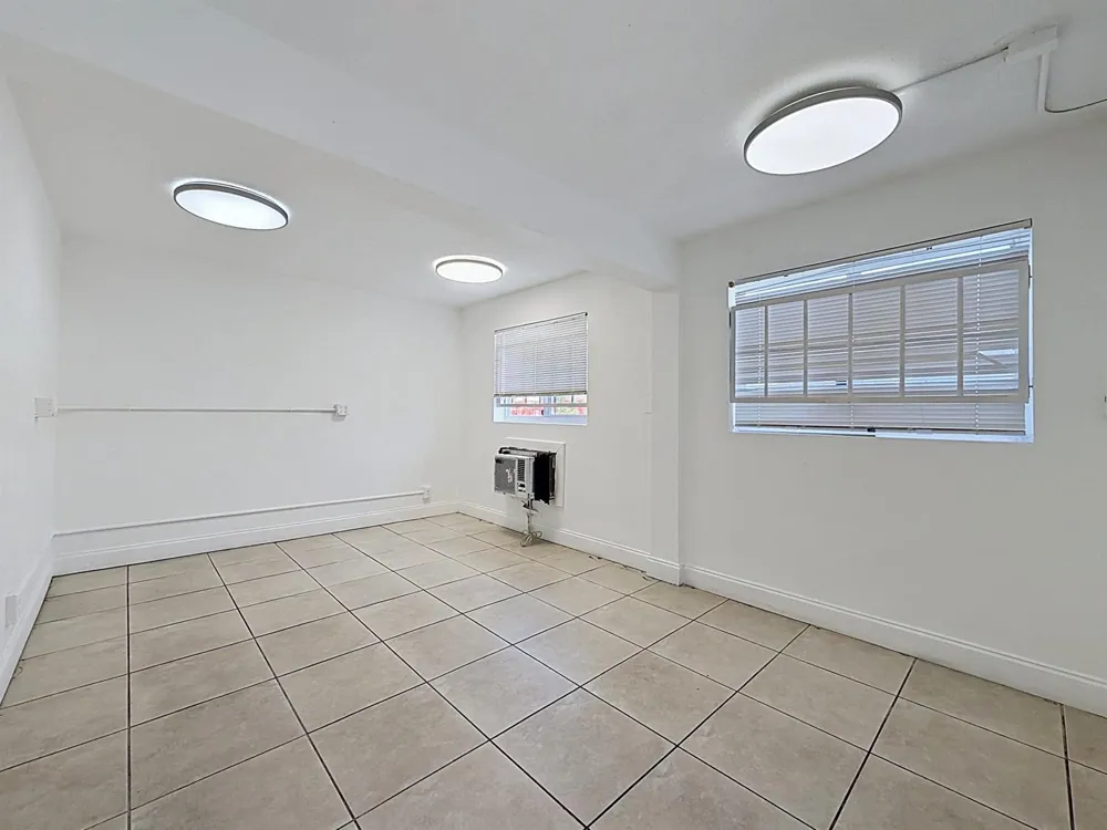 3411 NE 6TH TERRACE Pompano Beach, FL 33064