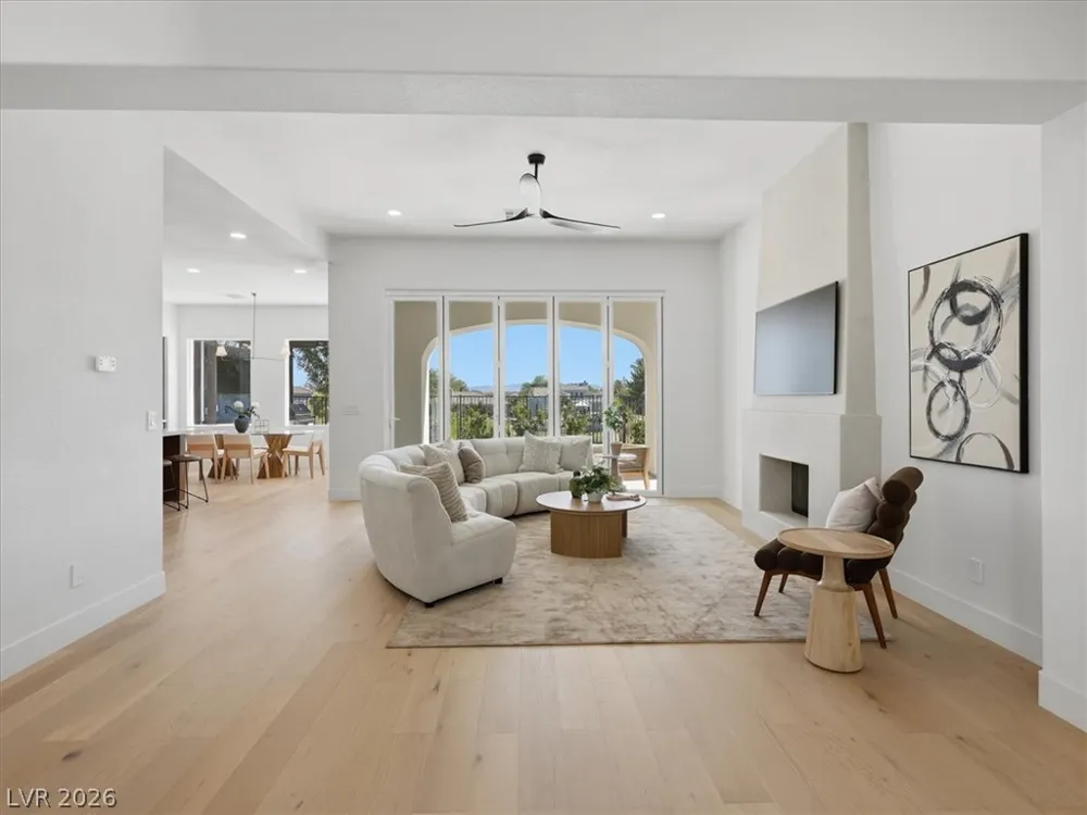 3074 Soft Horizon Way Las Vegas, NV 89135