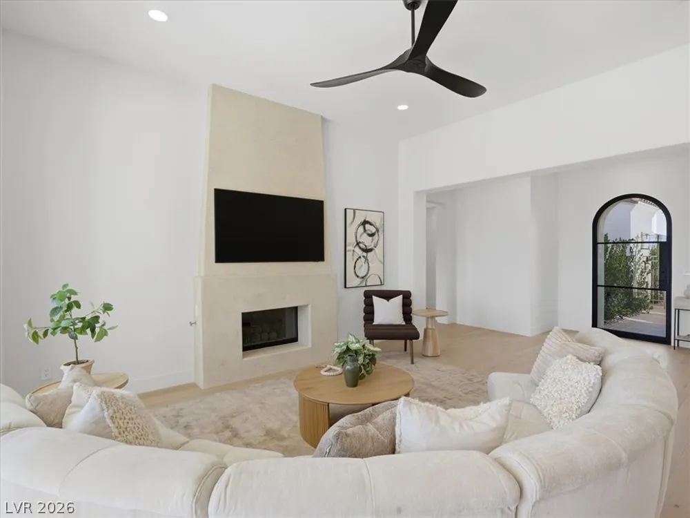 3074 Soft Horizon Way Las Vegas, NV 89135