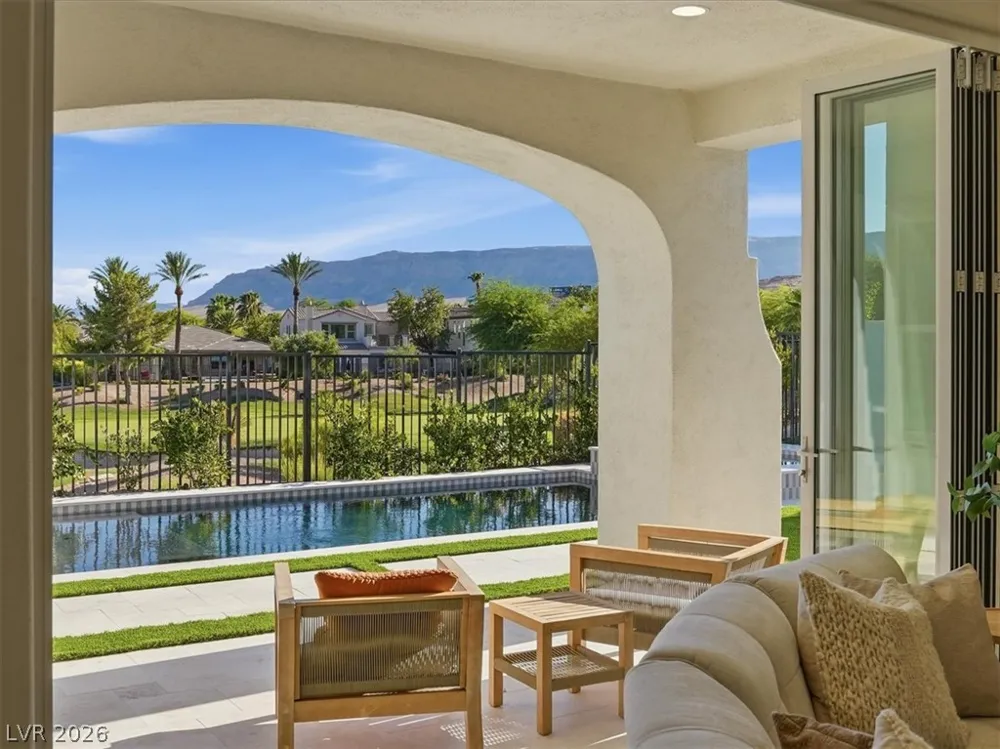 3074 Soft Horizon Way Las Vegas, NV 89135