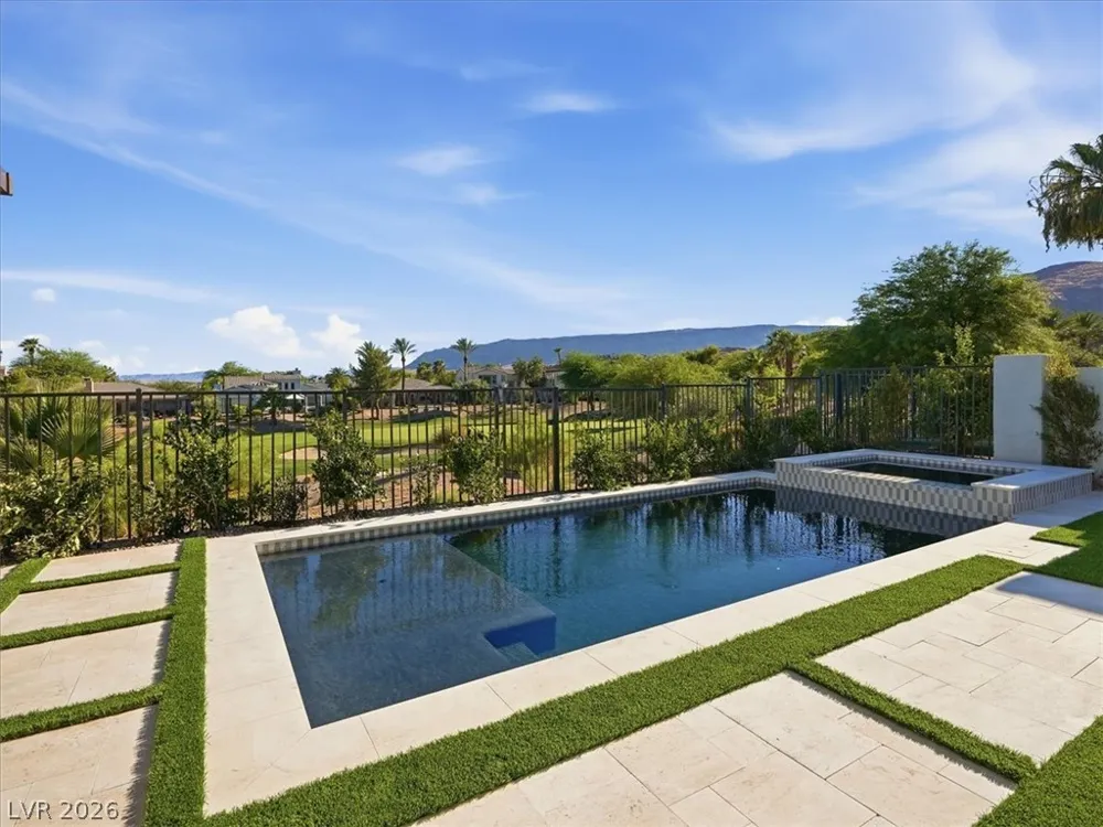 3074 Soft Horizon Way Las Vegas, NV 89135