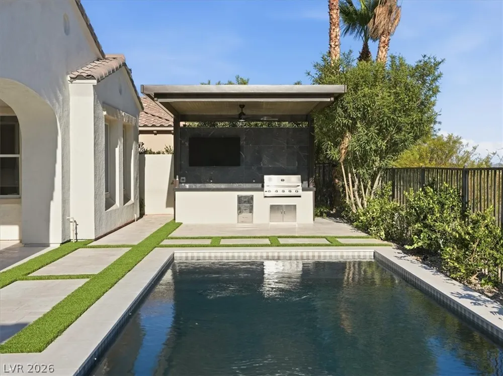 3074 Soft Horizon Way Las Vegas, NV 89135