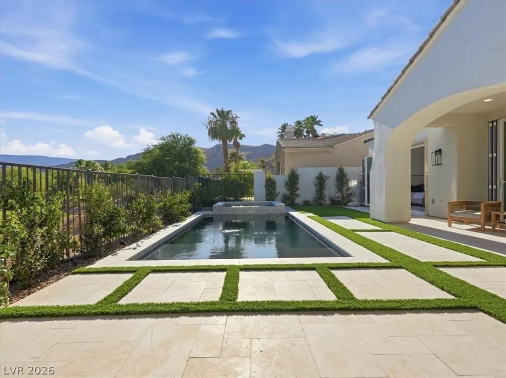 3074 Soft Horizon Way Las Vegas, NV 89135