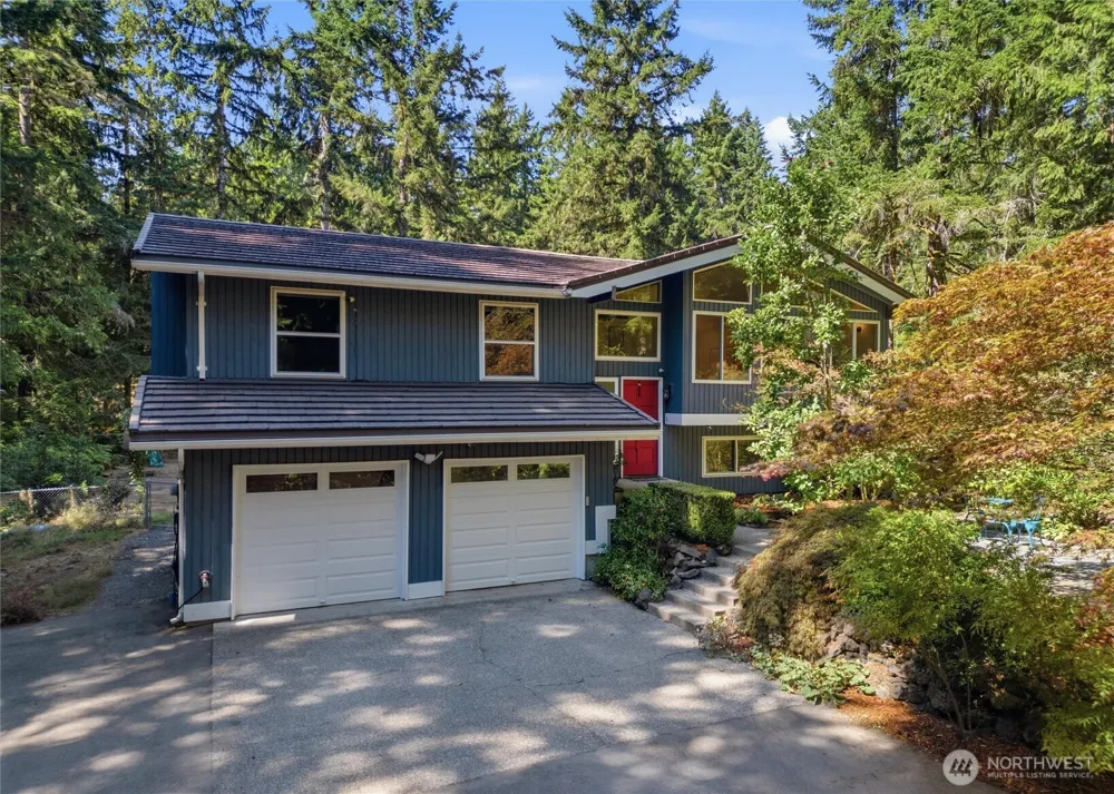 21121 Little Rude Avenue NW Poulsbo, WA 98370