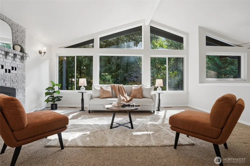 21121 Little Rude Avenue NW Poulsbo, WA 98370