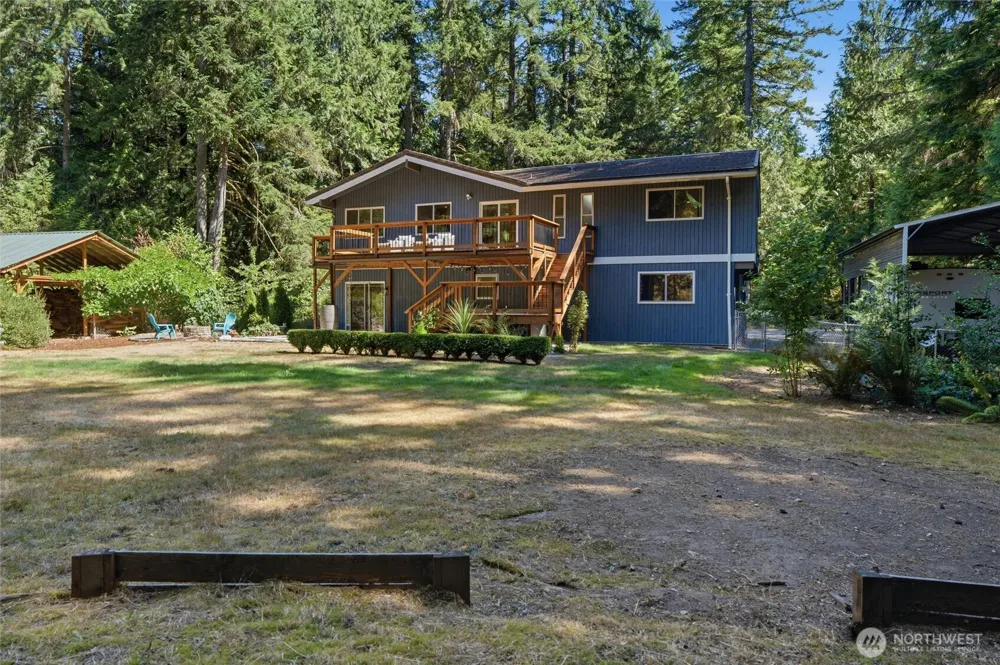 21121 Little Rude Avenue NW Poulsbo, WA 98370