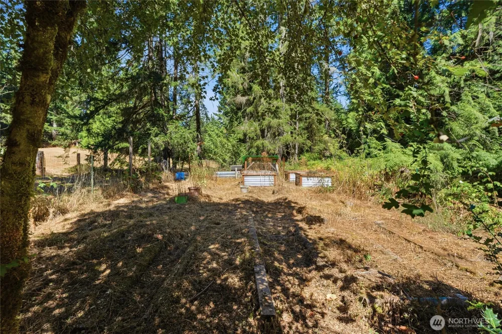 21121 Little Rude Avenue NW Poulsbo, WA 98370