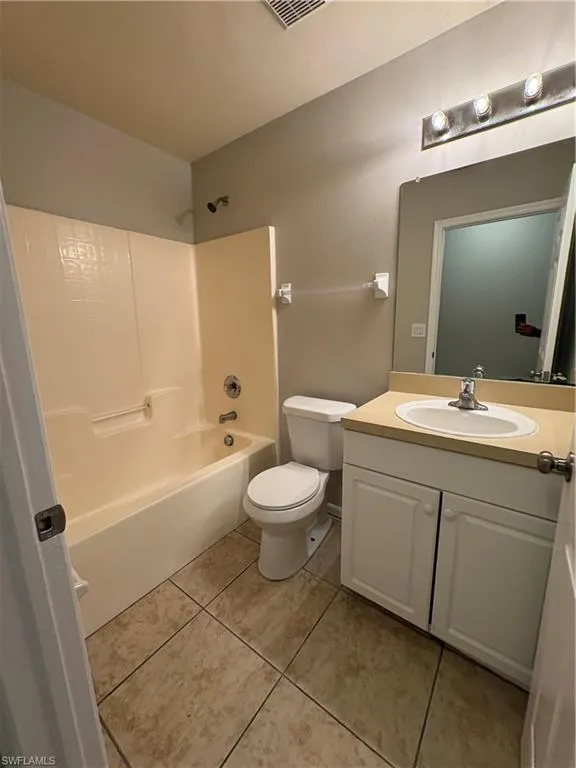 4316 New York Avenue Fort Myers, FL 33905