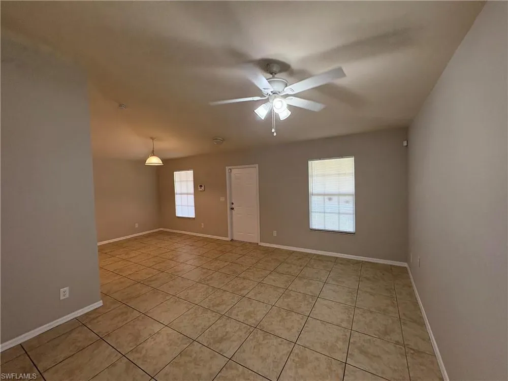 4316 New York Avenue Fort Myers, FL 33905