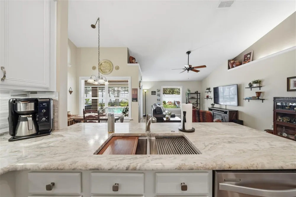 3004 LINMONT LANE Eustis, FL 32726