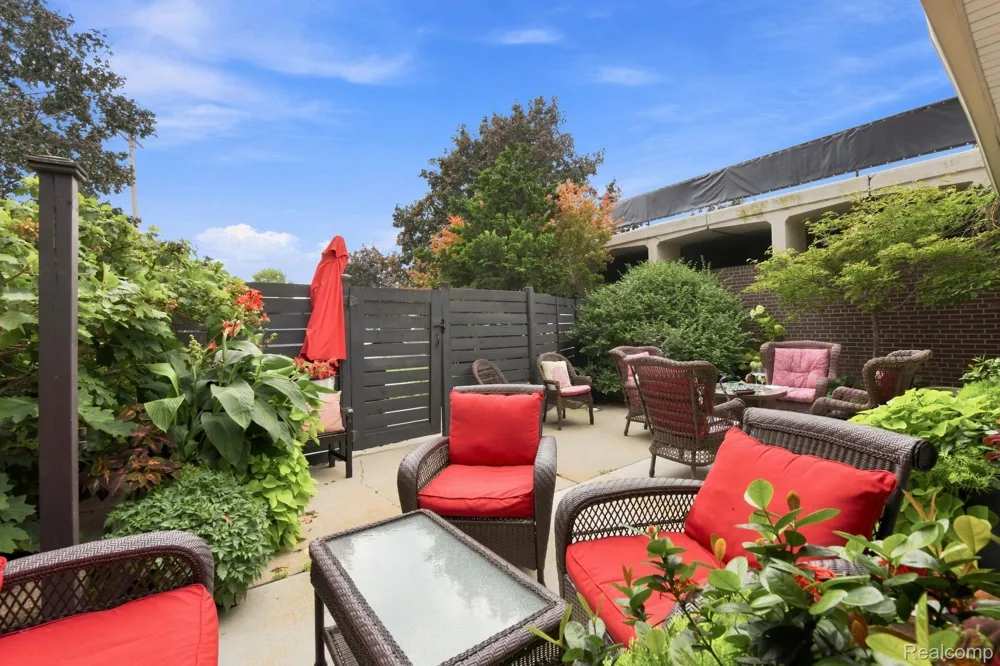 20 Chestnut Street #308 Wyandotte City, MI 48192