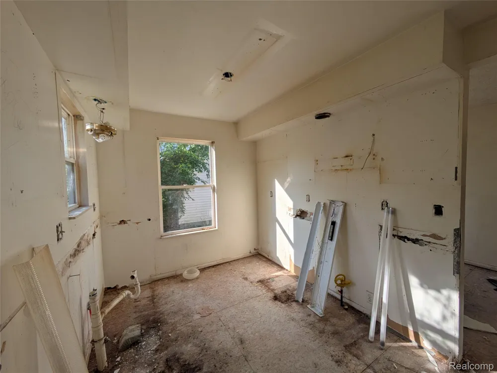 4226 17th Street Detroit City, MI 48208