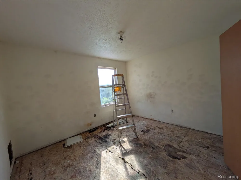 4226 17th Street Detroit City, MI 48208