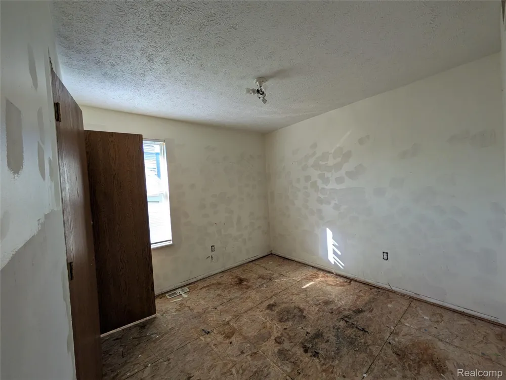4226 17th Street Detroit City, MI 48208
