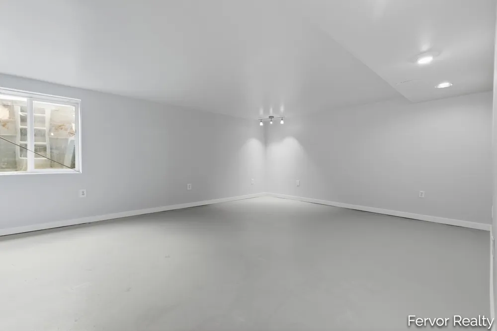 3520 Chamberlain Avenue SE Grand Rapids City, MI 49508
