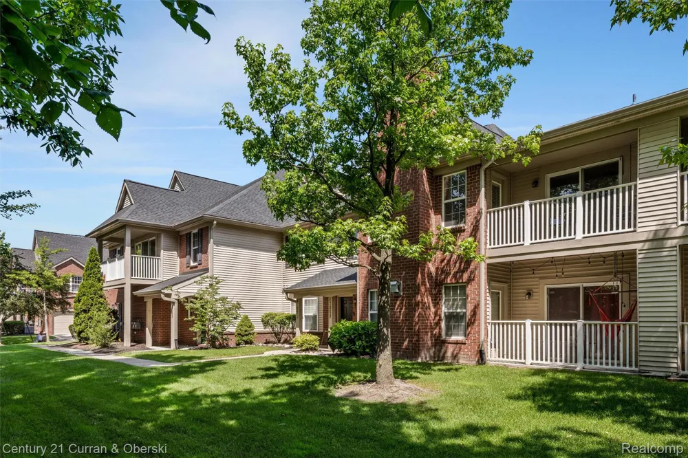 47879 Cardiff Avenue Canton Charter Township, MI 48188
