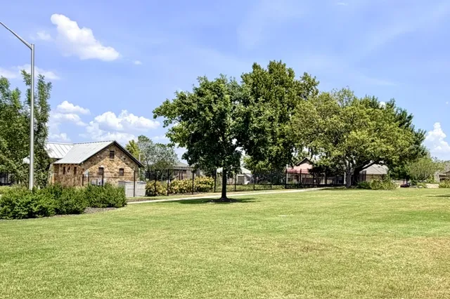 901 Melda Street Leander, TX 78641