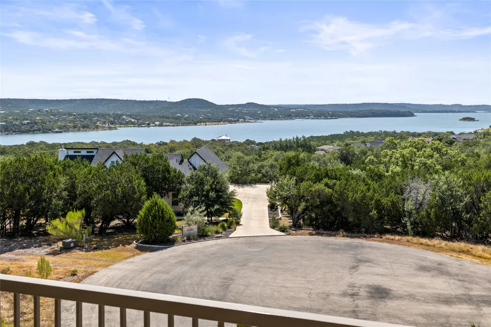 17708 Maritime Point Drive #202 Jonestown, TX 78645