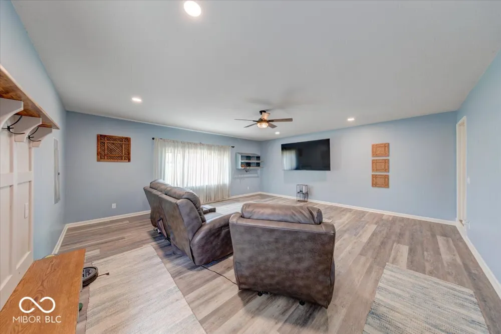 993 W 750 S Trafalgar, IN 46181