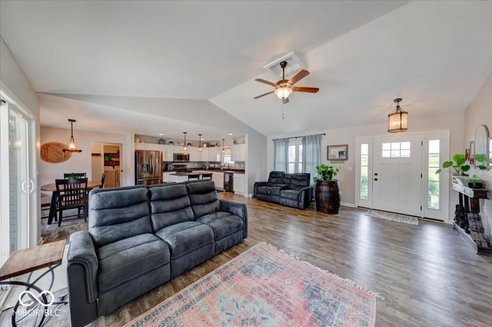 993 W 750 S Trafalgar, IN 46181