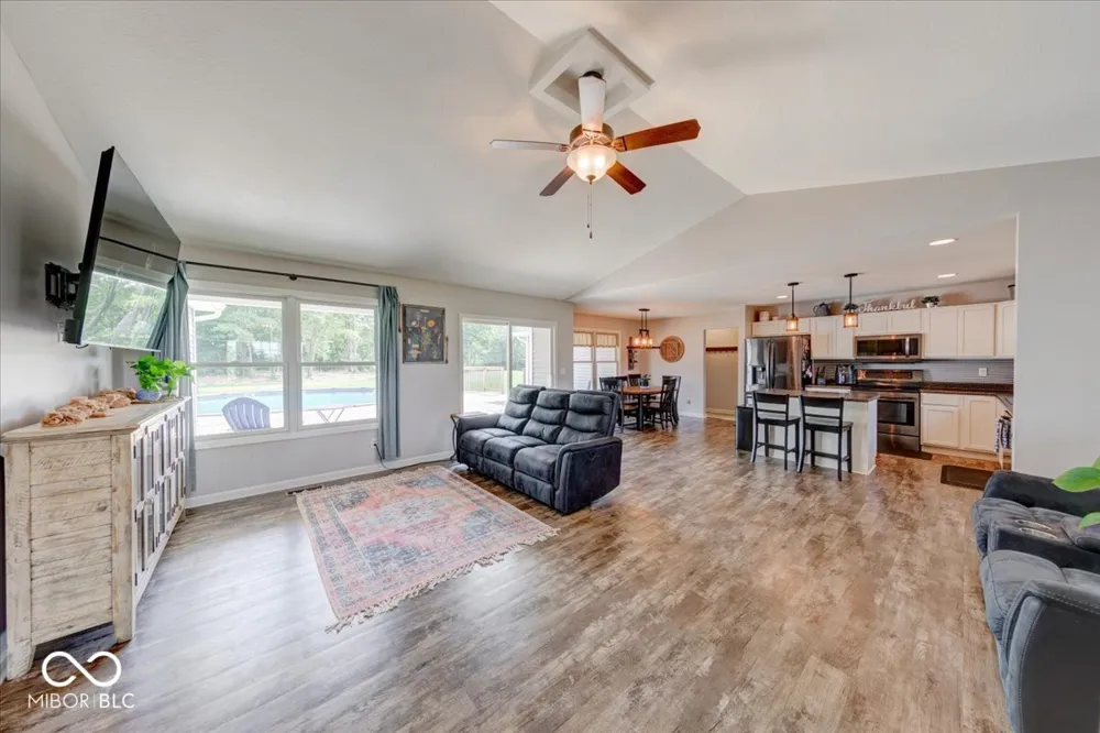 993 W 750 S Trafalgar, IN 46181