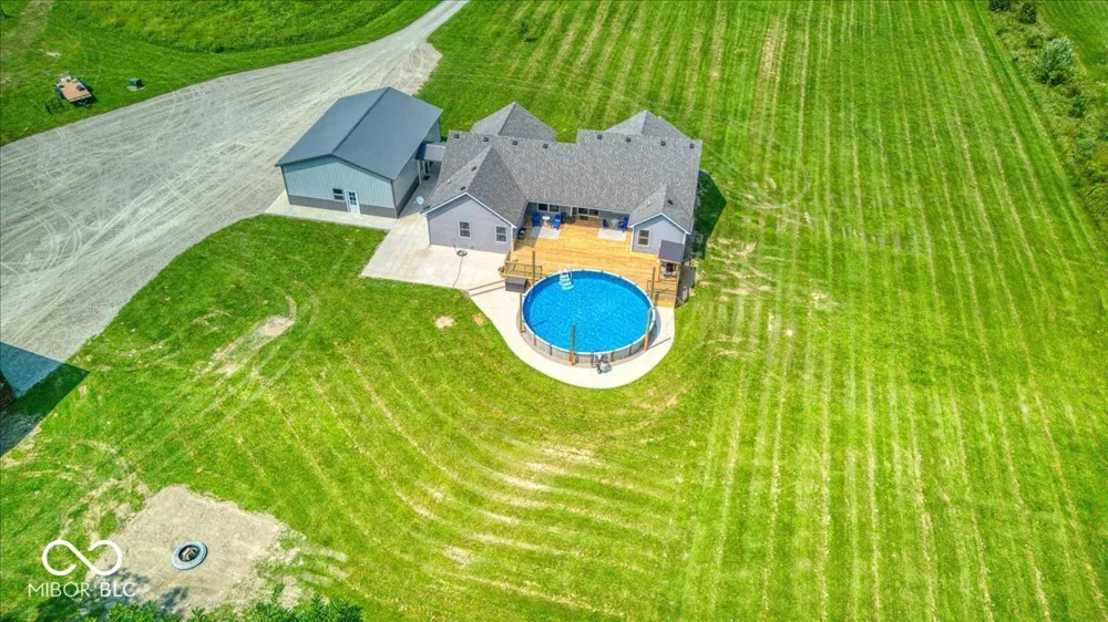 993 W 750 S Trafalgar, IN 46181