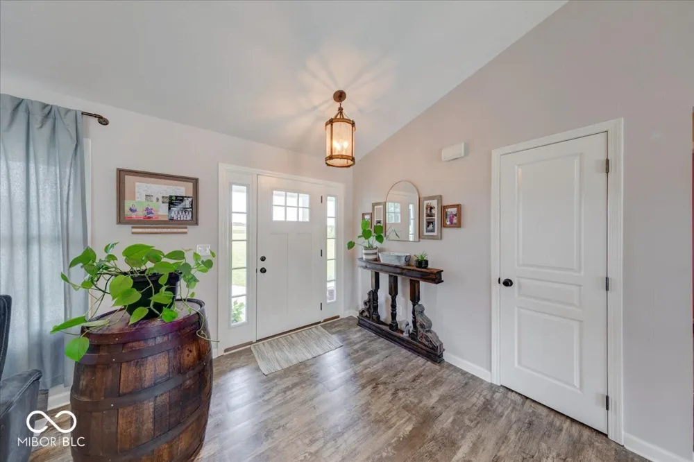 993 W 750 S Trafalgar, IN 46181