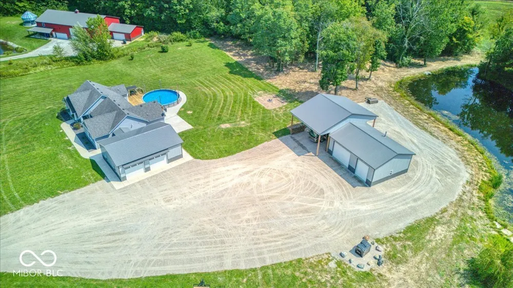 993 W 750 S Trafalgar, IN 46181