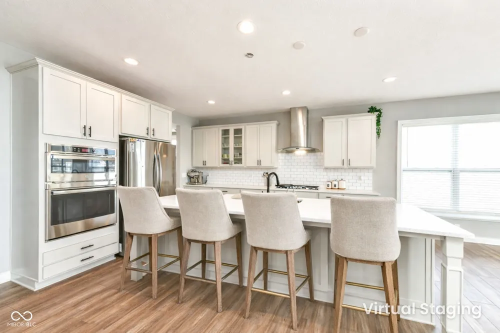 10627 Oak Bend Boulevard Indianapolis, IN 46239