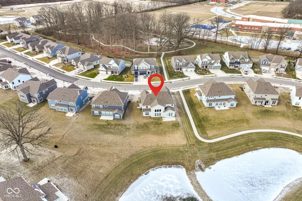 10627 Oak Bend Boulevard Indianapolis, IN 46239