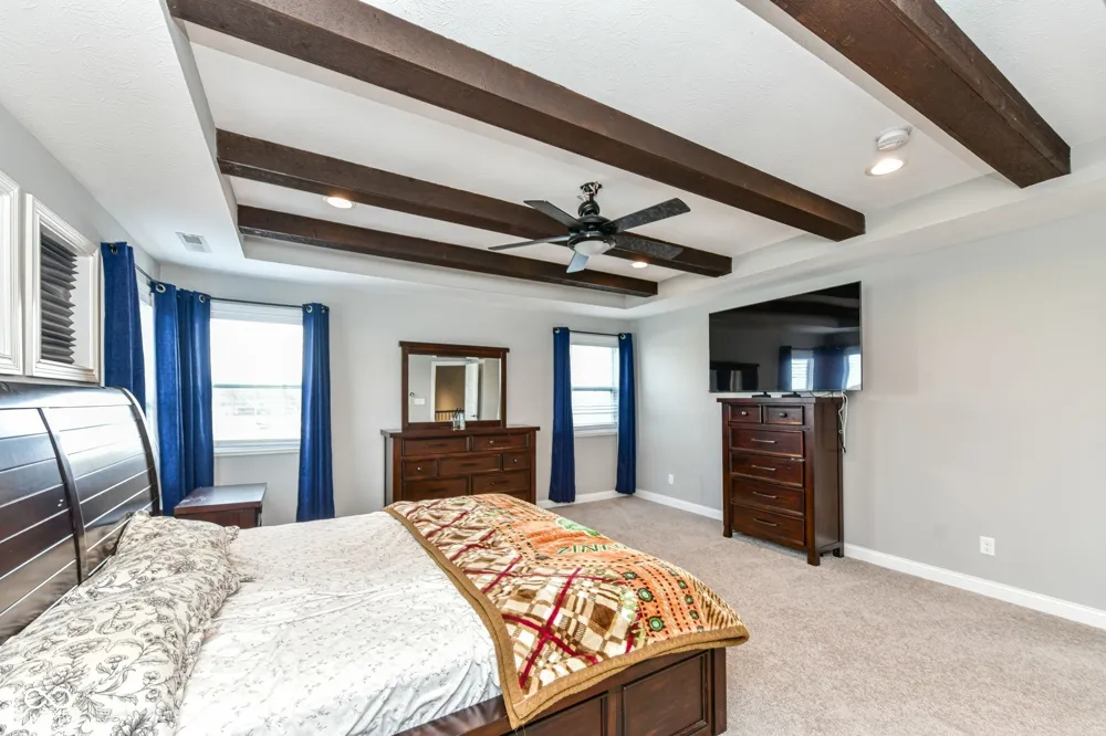 10627 Oak Bend Boulevard Indianapolis, IN 46239