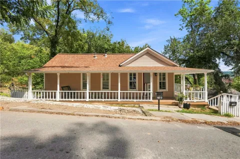 35 Mountain Street