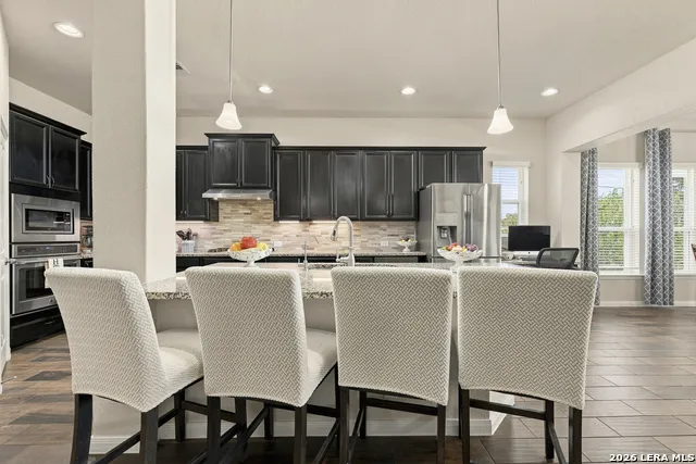 909 BEECHWOOD LN New Braunfels, TX 78130